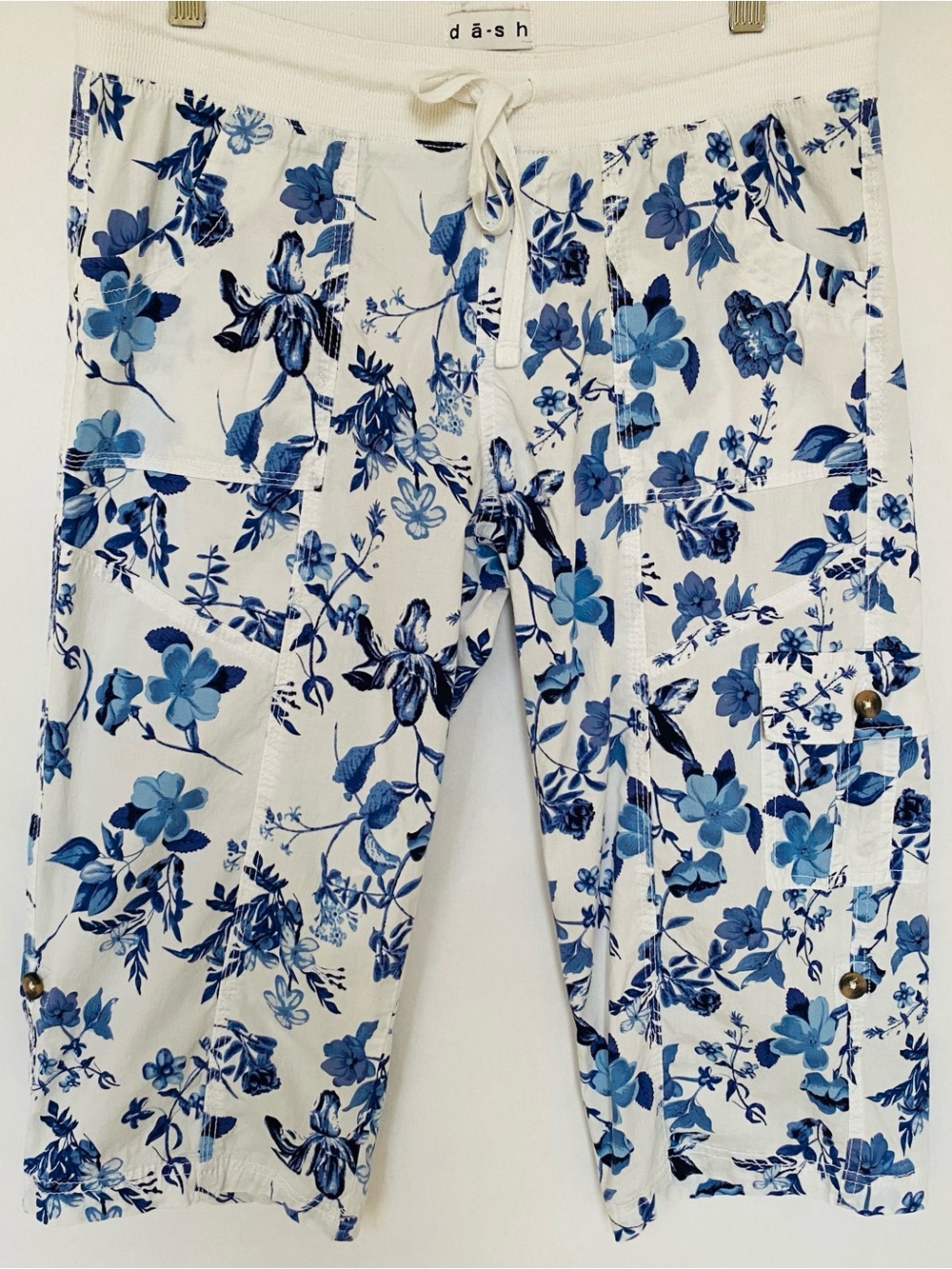 DASH Floral Capri Pants Blue White Cargo Pocket Drawstring Cotton Stretch Size S